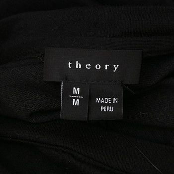 бирка Футболка Theory