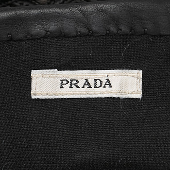 бирка Перчатки Prada