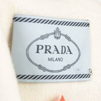 бирка Пальто Prada