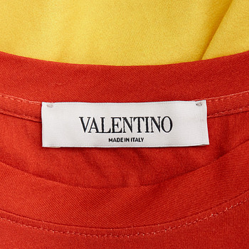 бирка Футболка Valentino