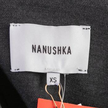 бирка Платье Nanushka
