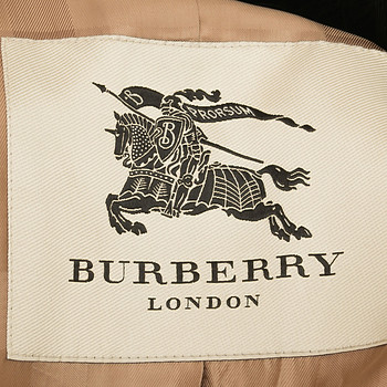 бирка Пальто Burberry