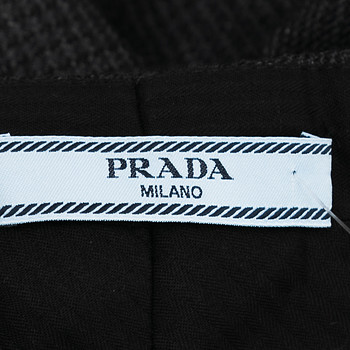 бирка Брюки Prada