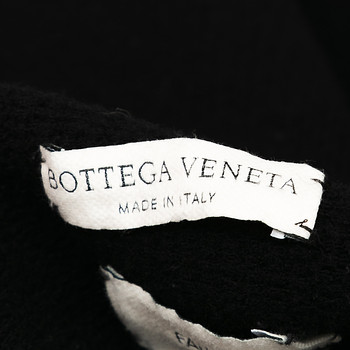 бирка Свитер Bottega Veneta