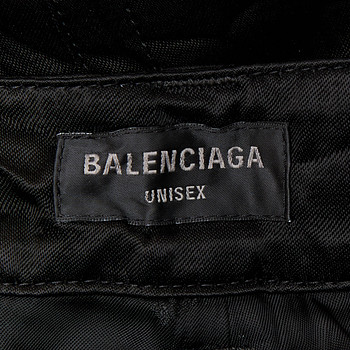 бирка Брюки Balenciaga