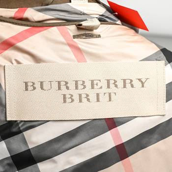 бирка Парка Burberry Brit