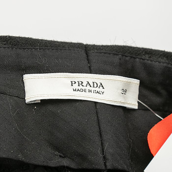 бирка Брюки Prada