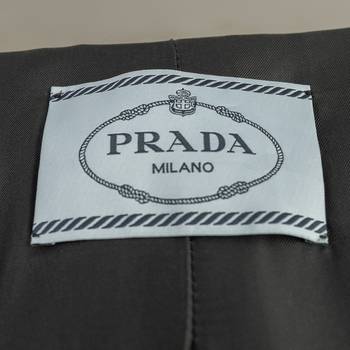 бирка Тренч Prada