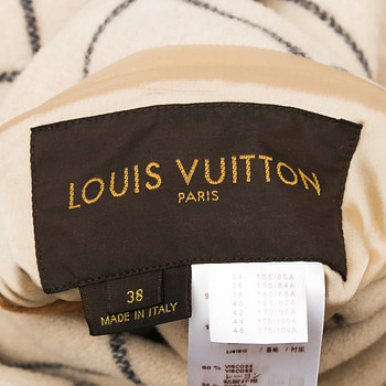 бирка Пальто Louis Vuitton