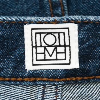 бирка Джинсы Toteme