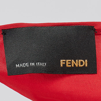 бирка Платье Fendi