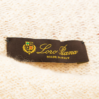 бирка Джемпер Loro Piana