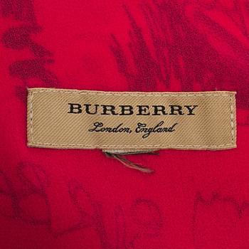 бирка Платье Burberry