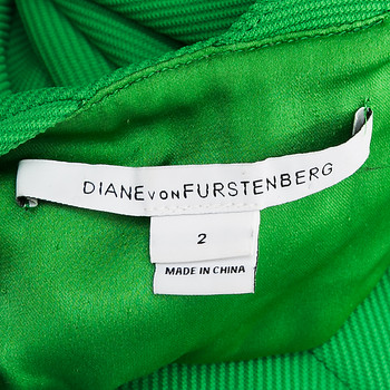 бирка Платье Diane von Furstenberg