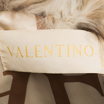 бирка Шуба Valentino