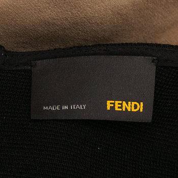 бирка Платье Fendi