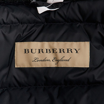 бирка Пуховик Burberry