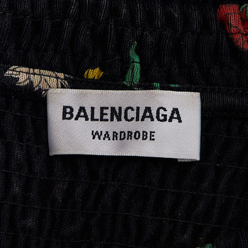 бирка Лонгслив Balenciaga