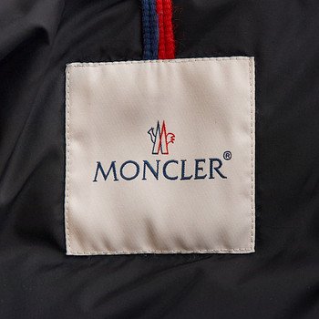 бирка Пуховик Moncler