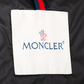 бирка Куртка Moncler