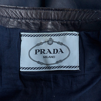 бирка Куртка Prada