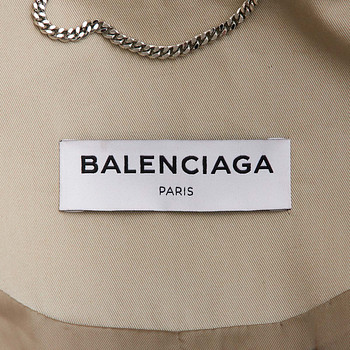бирка Плащ Balenciaga