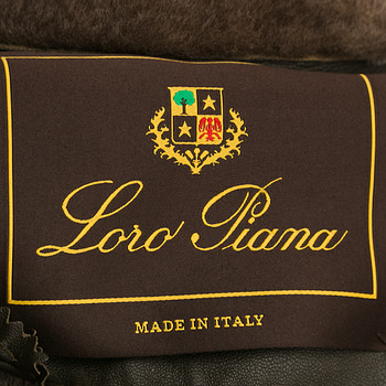 бирка Дубленка Loro Piana