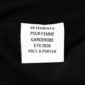 бирка Лонгслив Vetements