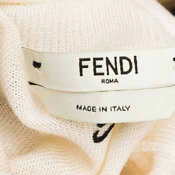 бирка Водолазка Fendi