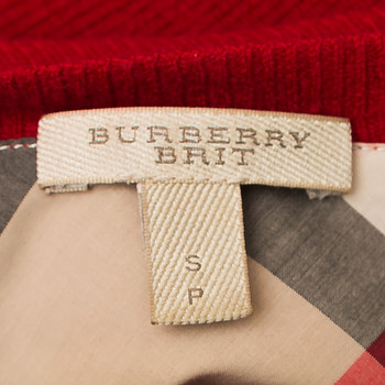 бирка Джемпер Burberry Brit