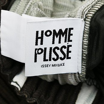 бирка Брюки Issey Miyake