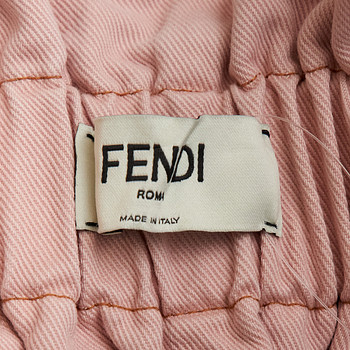 бирка Джинсы Fendi