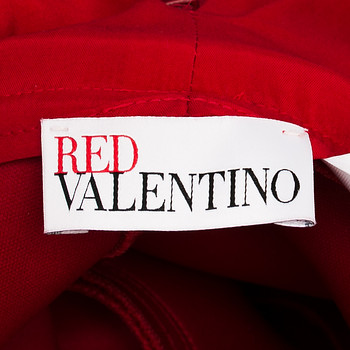 бирка Шорты Valentino