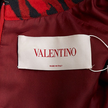 бирка Платье Valentino