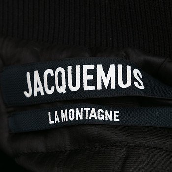 бирка Куртка Jacquemus