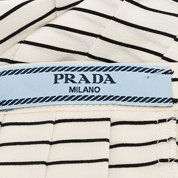 бирка Юбка Prada