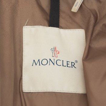 бирка Пуховик Moncler