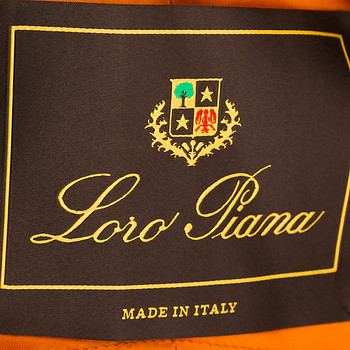 бирка Легкая куртка Loro Piana