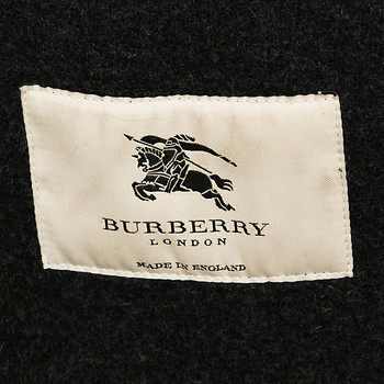 бирка Пальто Burberry