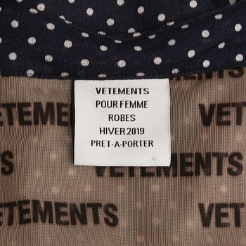 бирка Платье Vetements