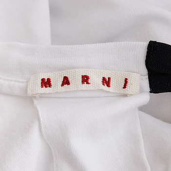 бирка Футболка Marni