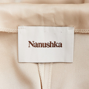 бирка Брюки Nanushka