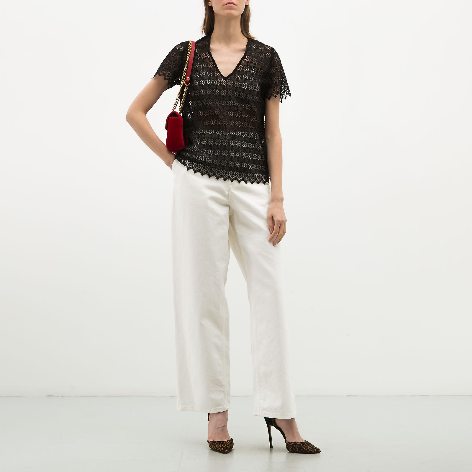 Топ черного цвета Sandro - фото из каталога магазина брендовой одежды Second Friend Store Топ Sandro - купить оригинал в секонд-хенде SFS - 2