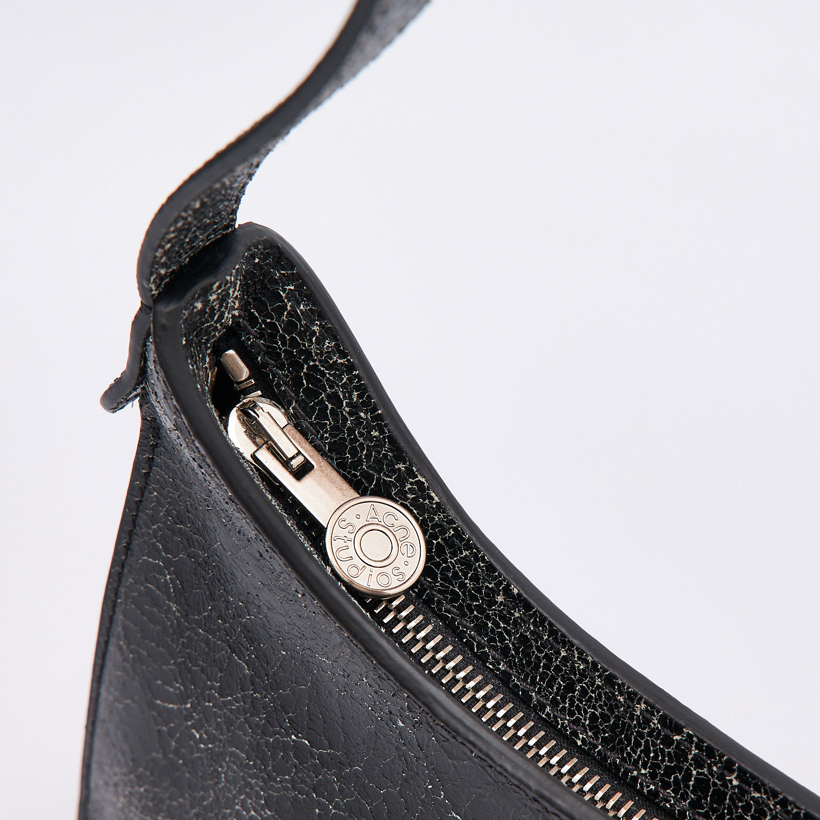Сумка Acne Studios - купить оригинал в секонд-хенде SFS - 6