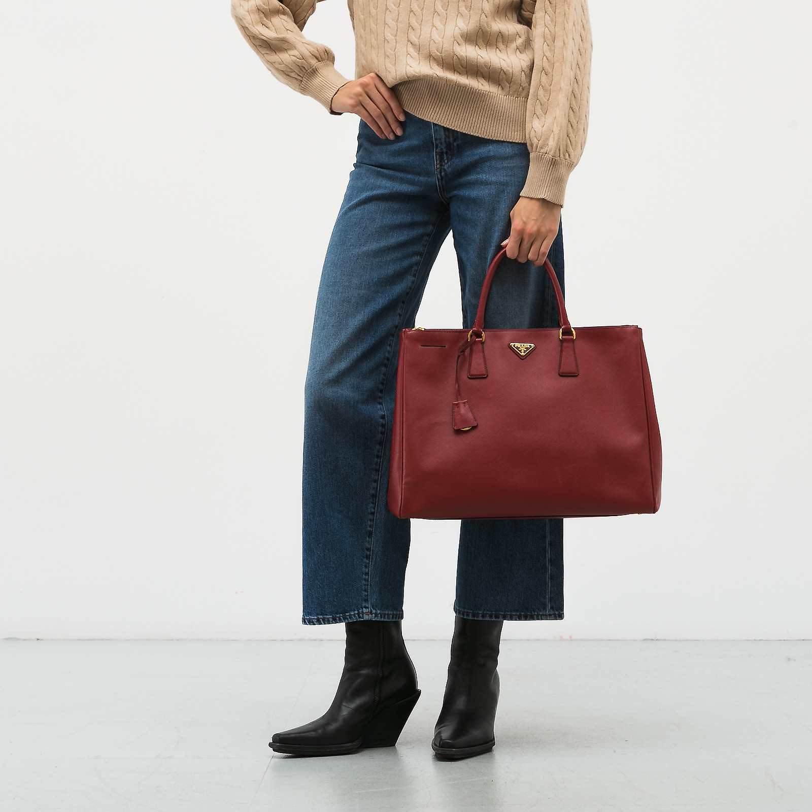 Сумка Prada - купить оригинал в секонд-хенде SFS - 2