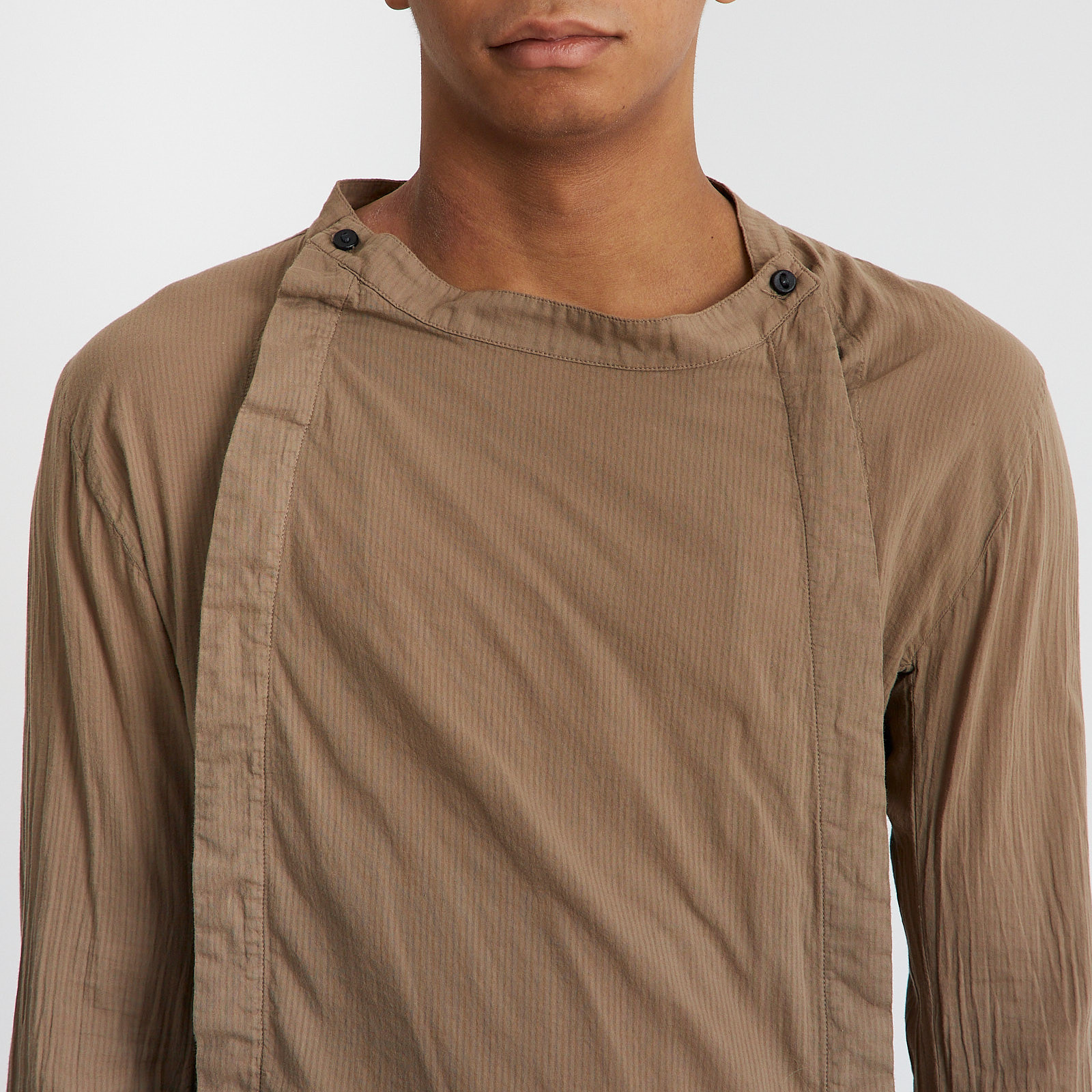 Рубашка бежевого цвета Boris Bidjan Saberi - фото из каталога магазина брендовой одежды Second Friend Store Рубашка Boris Bidjan Saberi - купить оригинал в секонд-хенде SFS - 4