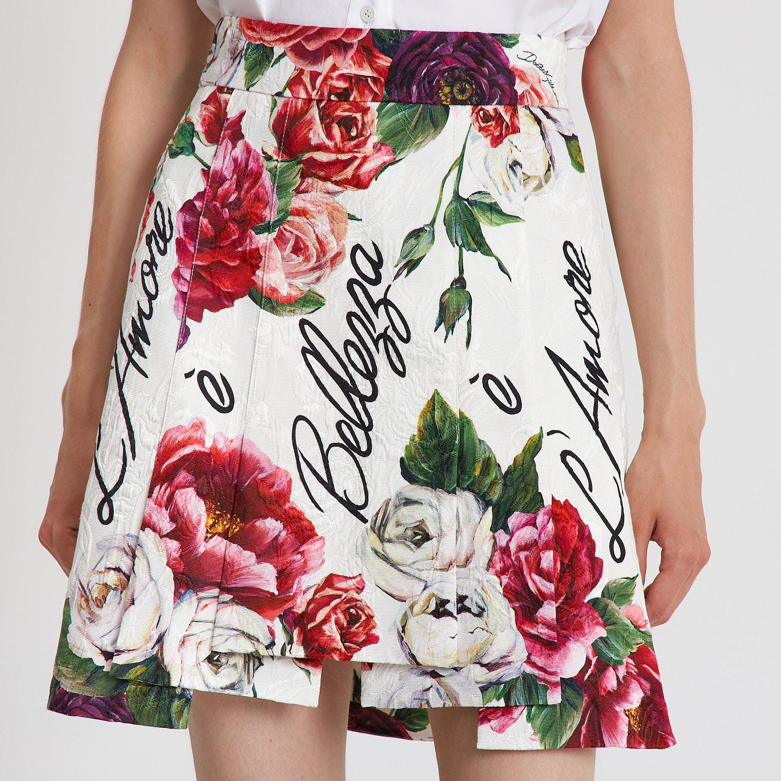 Юбка белого цвета Dolce&Gabbana - фото из каталога магазина брендовой одежды Second Friend Store Юбка Dolce&Gabbana - купить оригинал в секонд-хенде SFS - 4