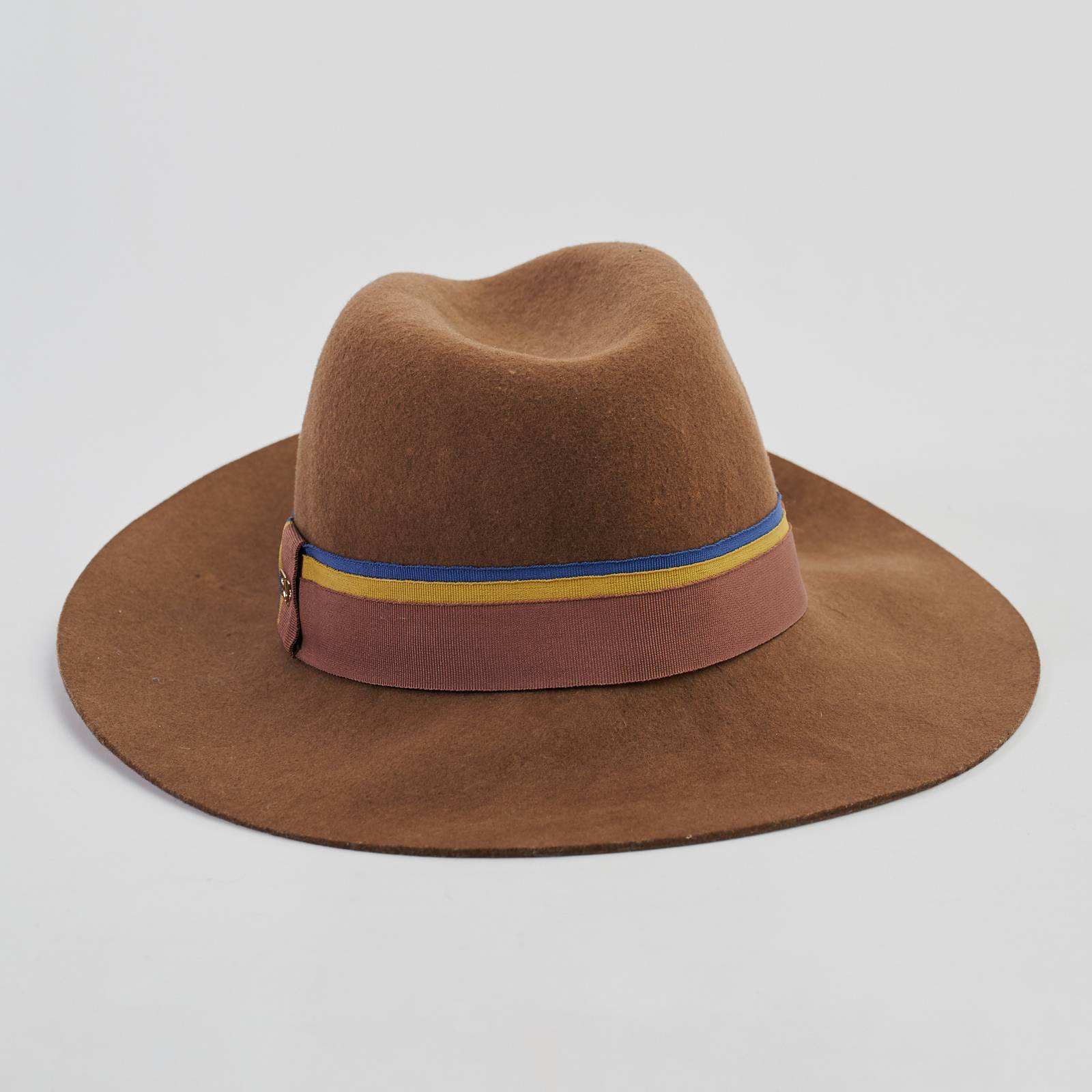 Шляпа Roberto Verino - купить оригинал в секонд-хенде SFS