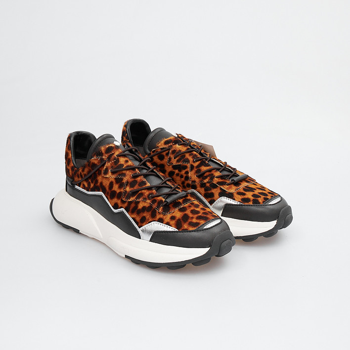 Кроссовки Stuart Weitzman