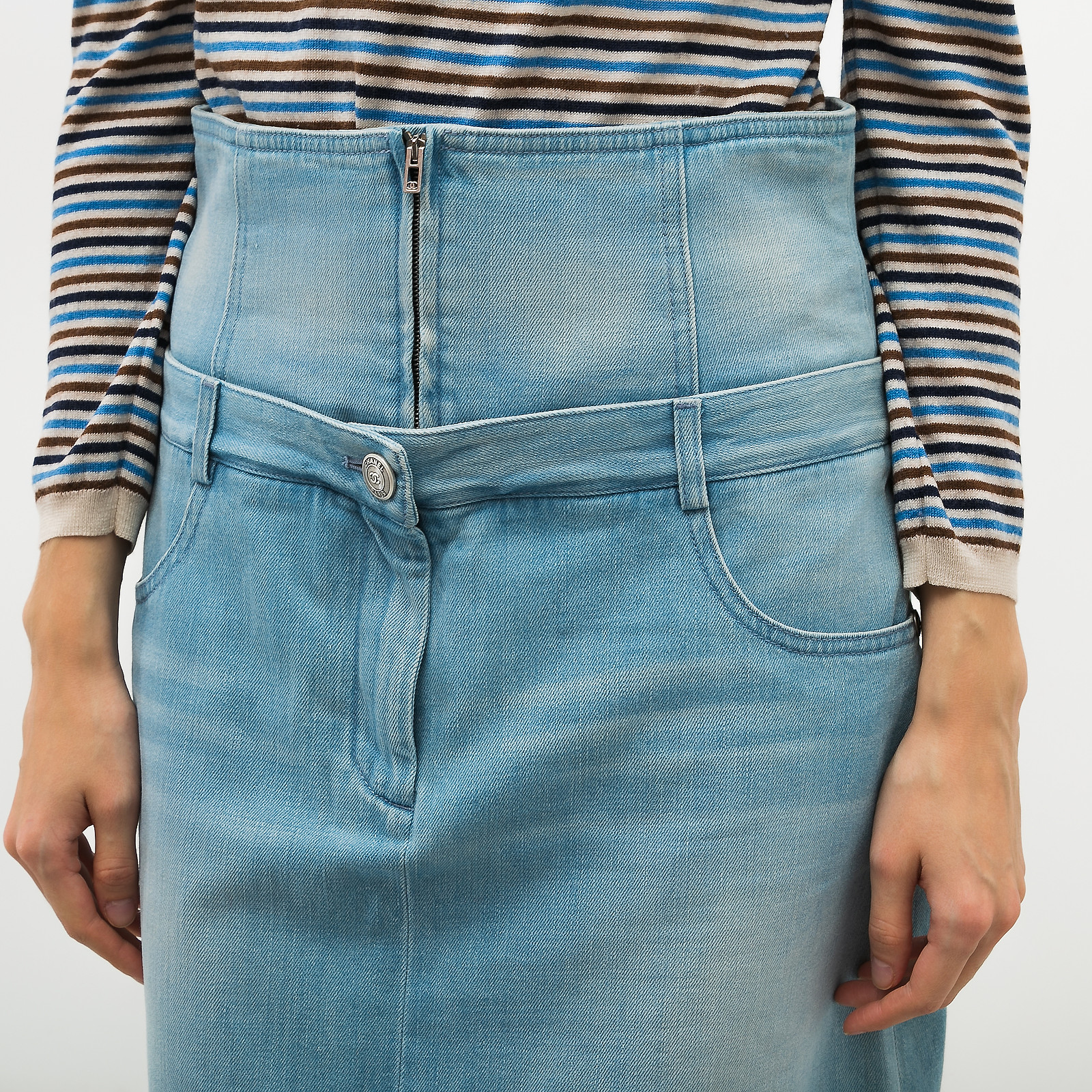 Юбка джинсовая Chanel - купить оригинал в секонд-хенде SFS
